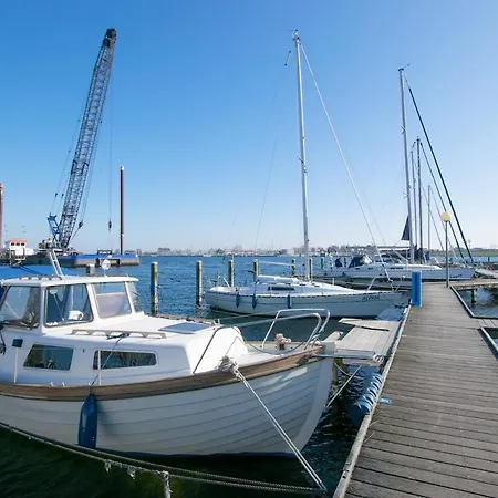 Peace, Quiet And Near The And The Sea In Zeeland! 7 People * コルトゲーネ