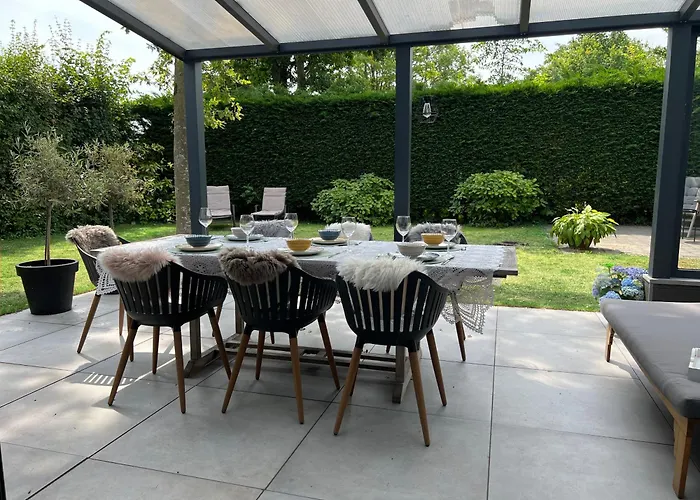 펜션 Peace, Quiet And Near The And The Sea In Zeeland! 7 People *