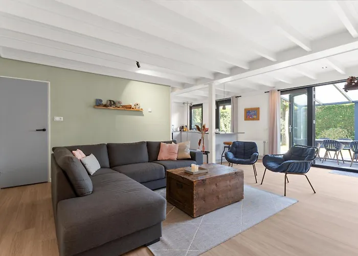 Peace, Quiet And Near The And The Sea In Zeeland! 7 People *